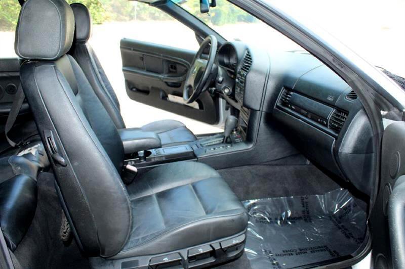 Used 1999 BMW 323i Convertible image 7