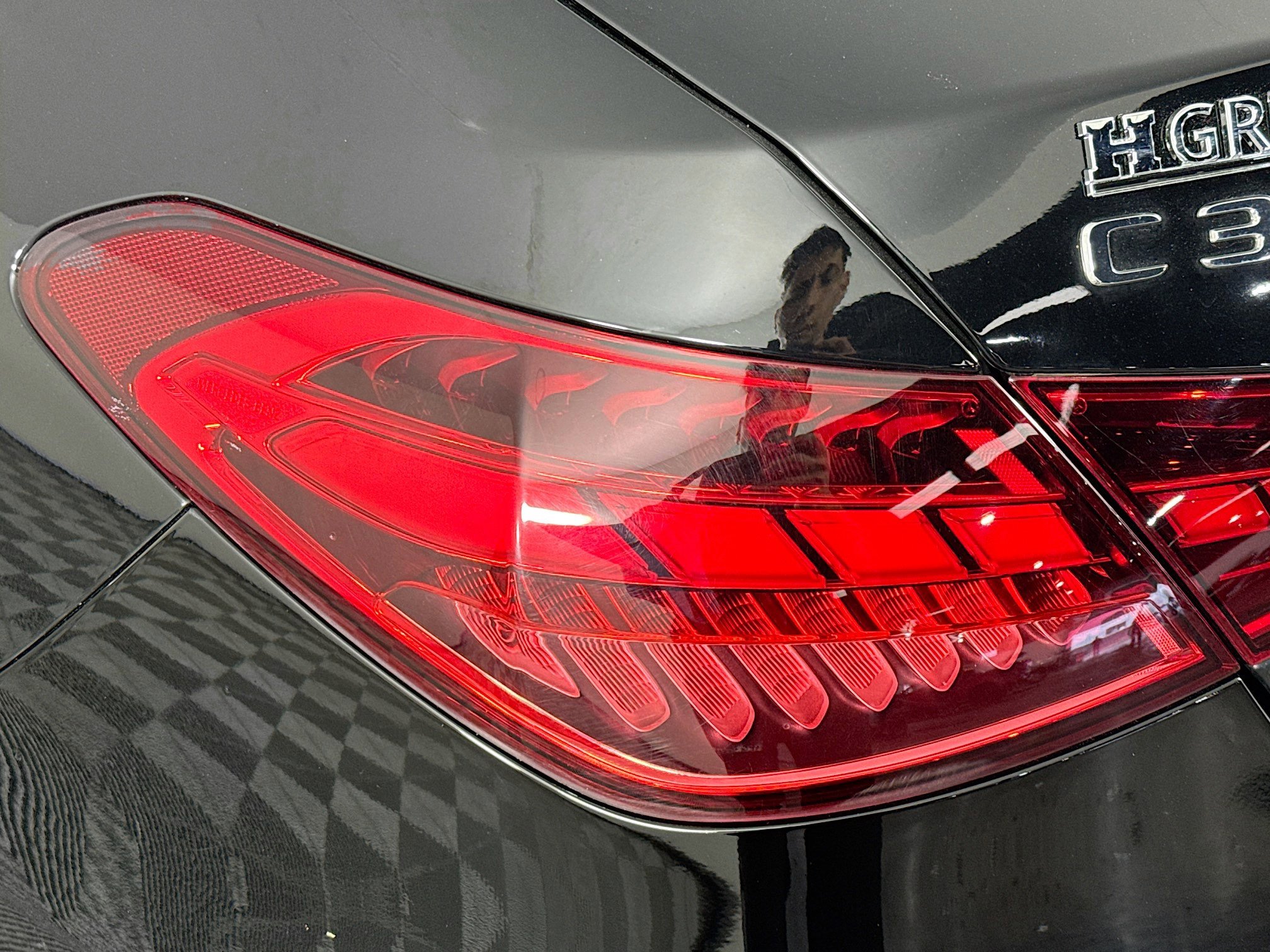 Used 2024 Mercedes-Benz C 300 Sedan image 34