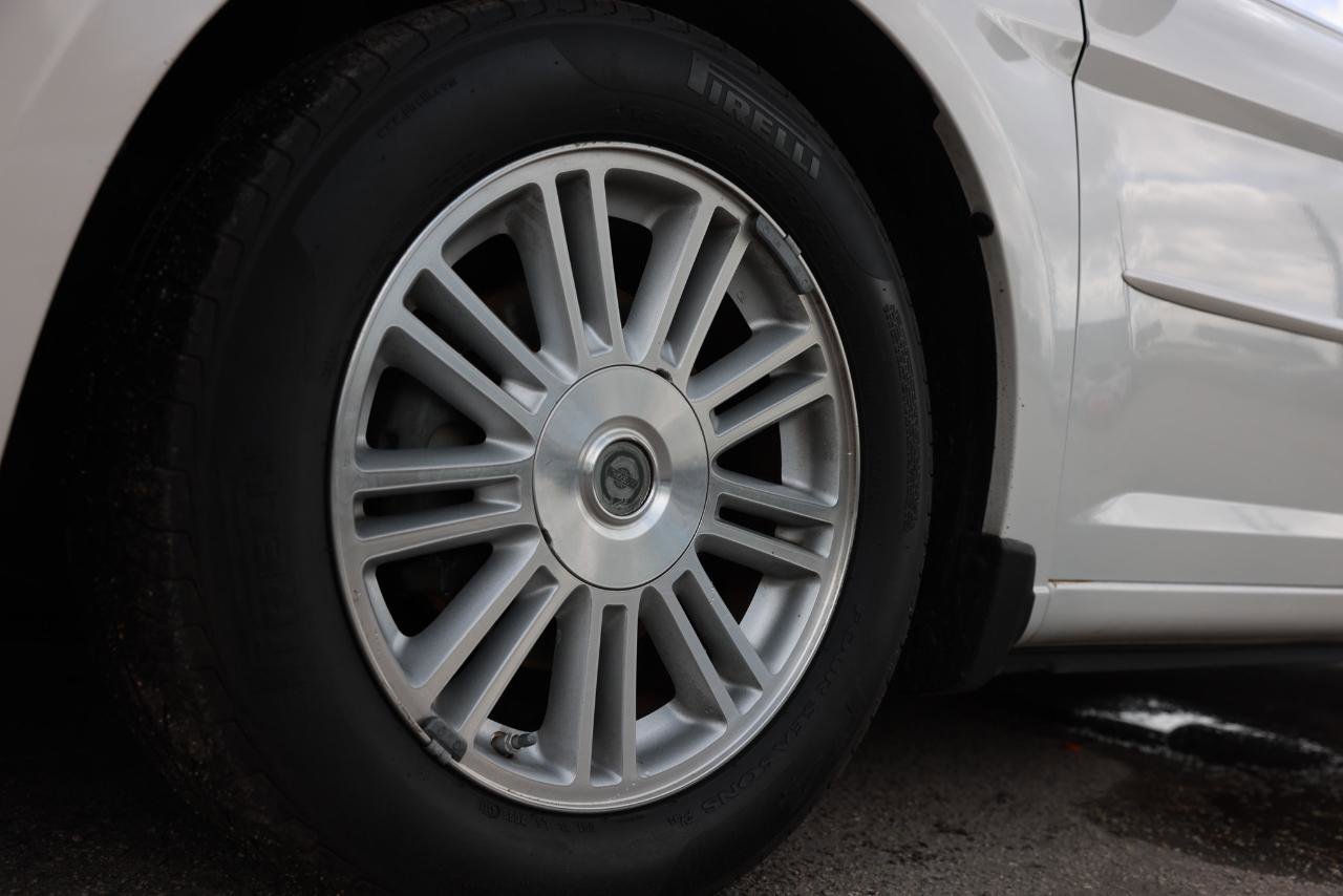 Used 2008 Chrysler Sebring Touring image 27