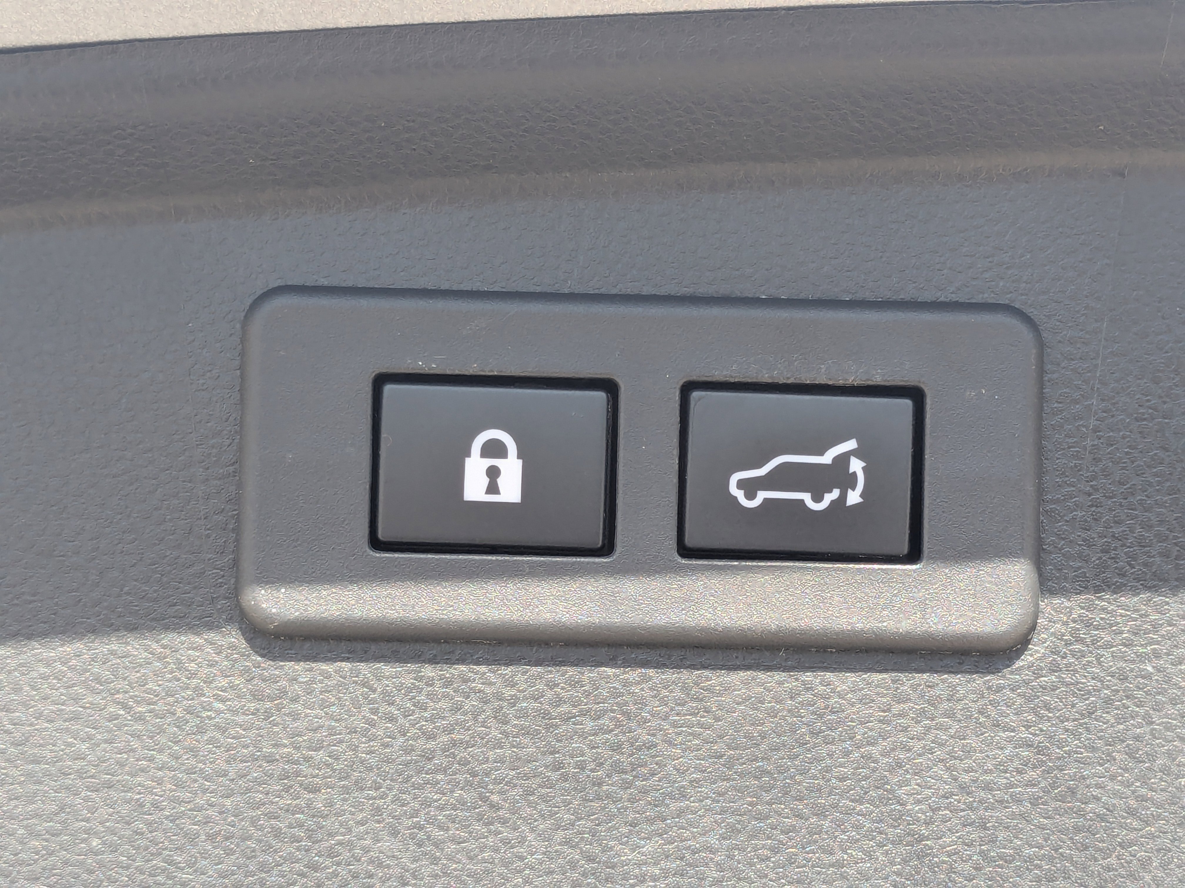 Used 2020 Subaru Outback Limited image 14