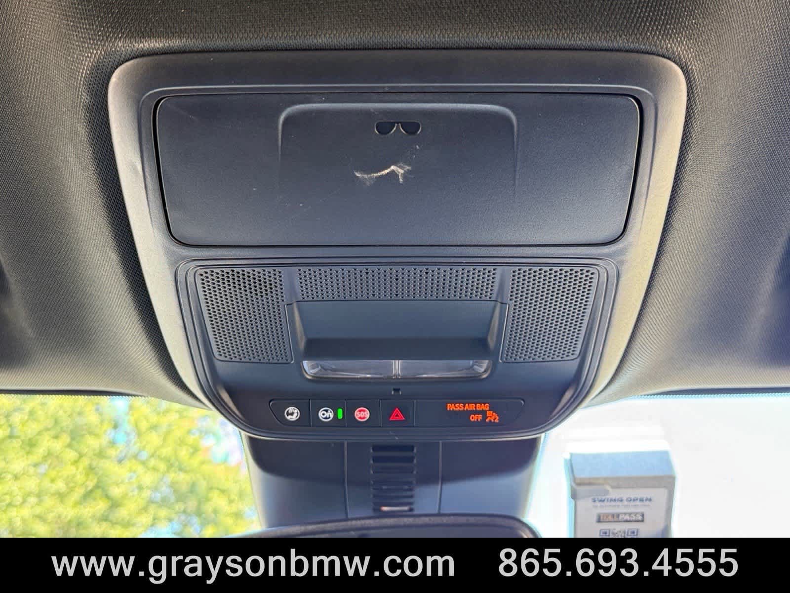Used 2025 Buick Enclave Preferred AWD/4WD image 29