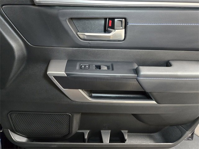 Used 2025 Toyota Sequoia Platinum image 27