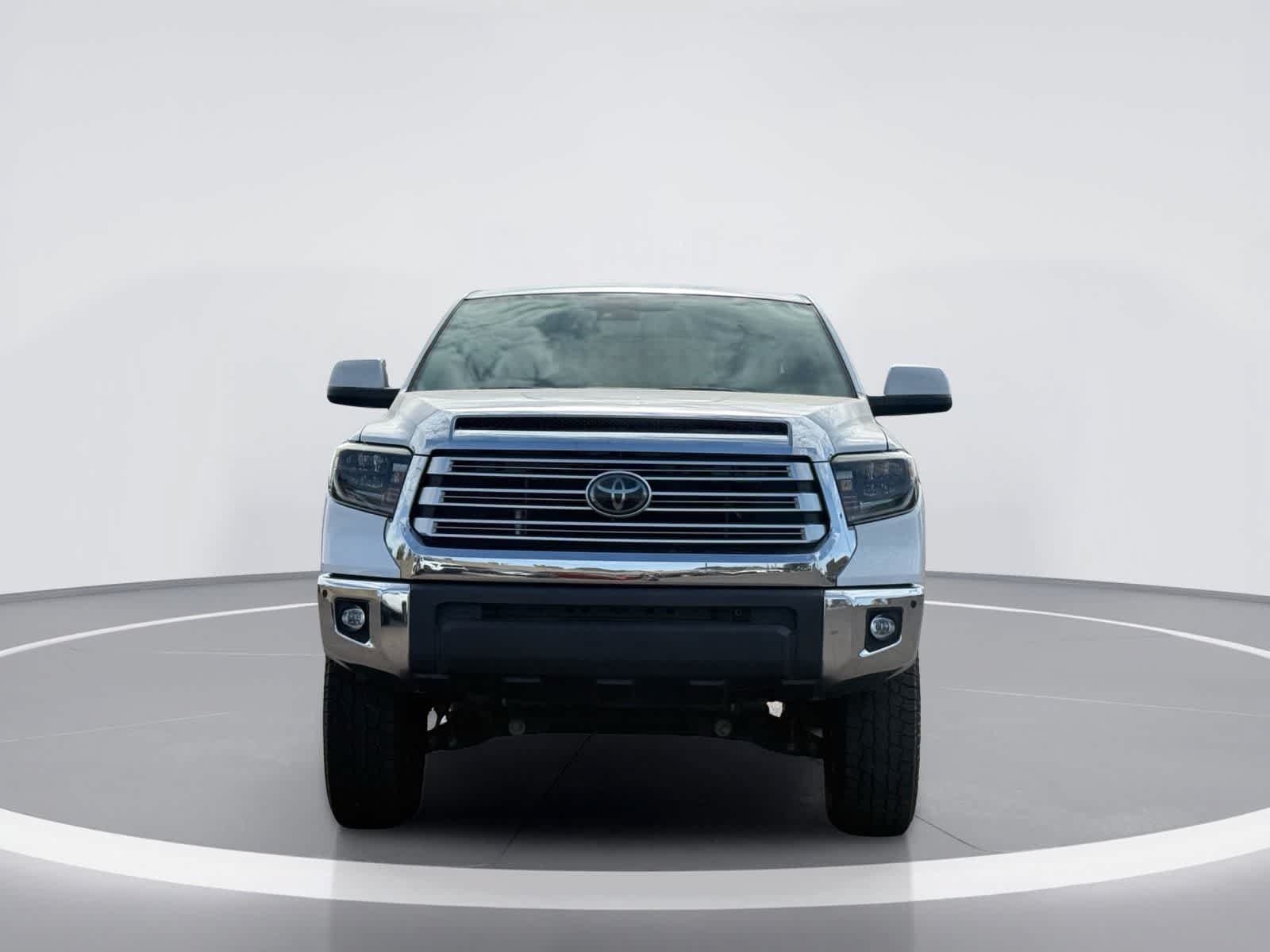 Used 2021 Toyota Tundra Limited w/ Limited Premium Package AWD/4WD image 7