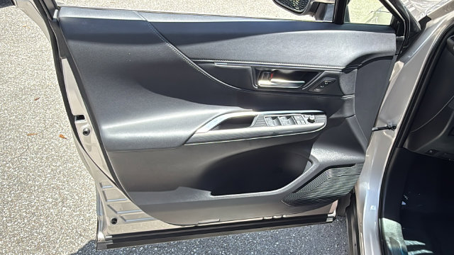 Certified 2023 Toyota Venza XLE AWD/4WD image 18
