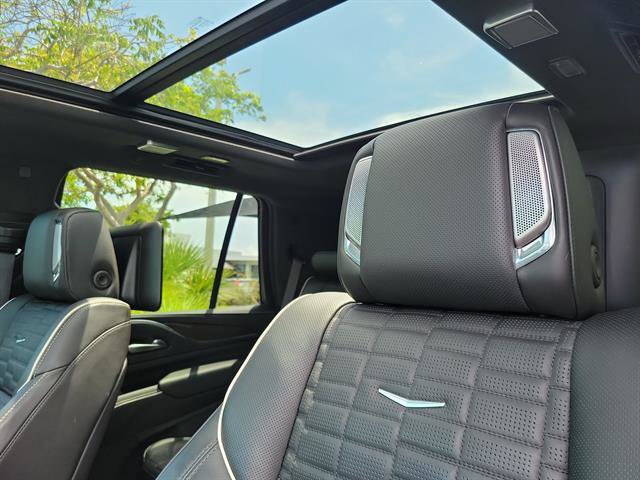 Certified 2023 Cadillac Escalade Sport Platinum AWD/4WD image 21