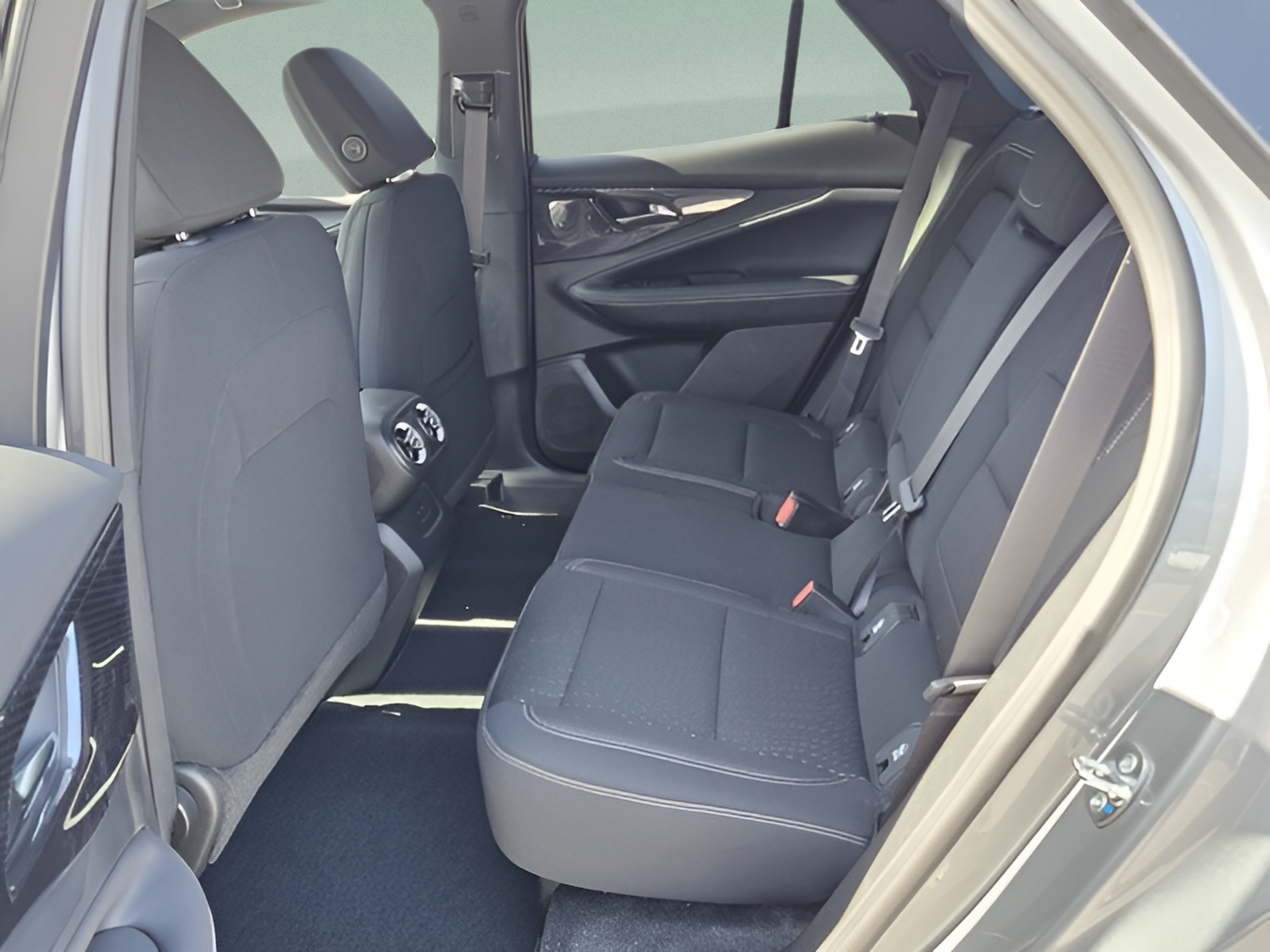 New 2025 Chevrolet Blazer EV LT AWD/4WD image 11