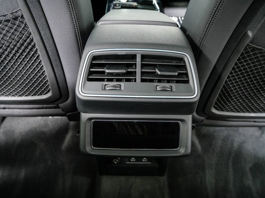 Certified 2022 Audi e-tron Premium AWD/4WD image 18