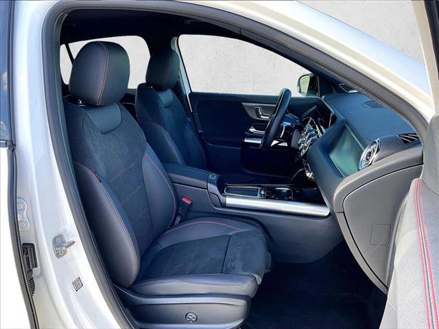 Used 2025 Mercedes-Benz GLA 250 image 9