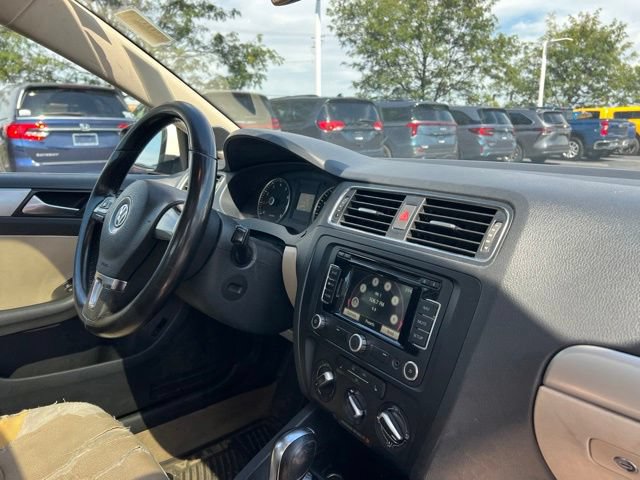 Used 2012 Volkswagen Jetta SEL FWD image 30