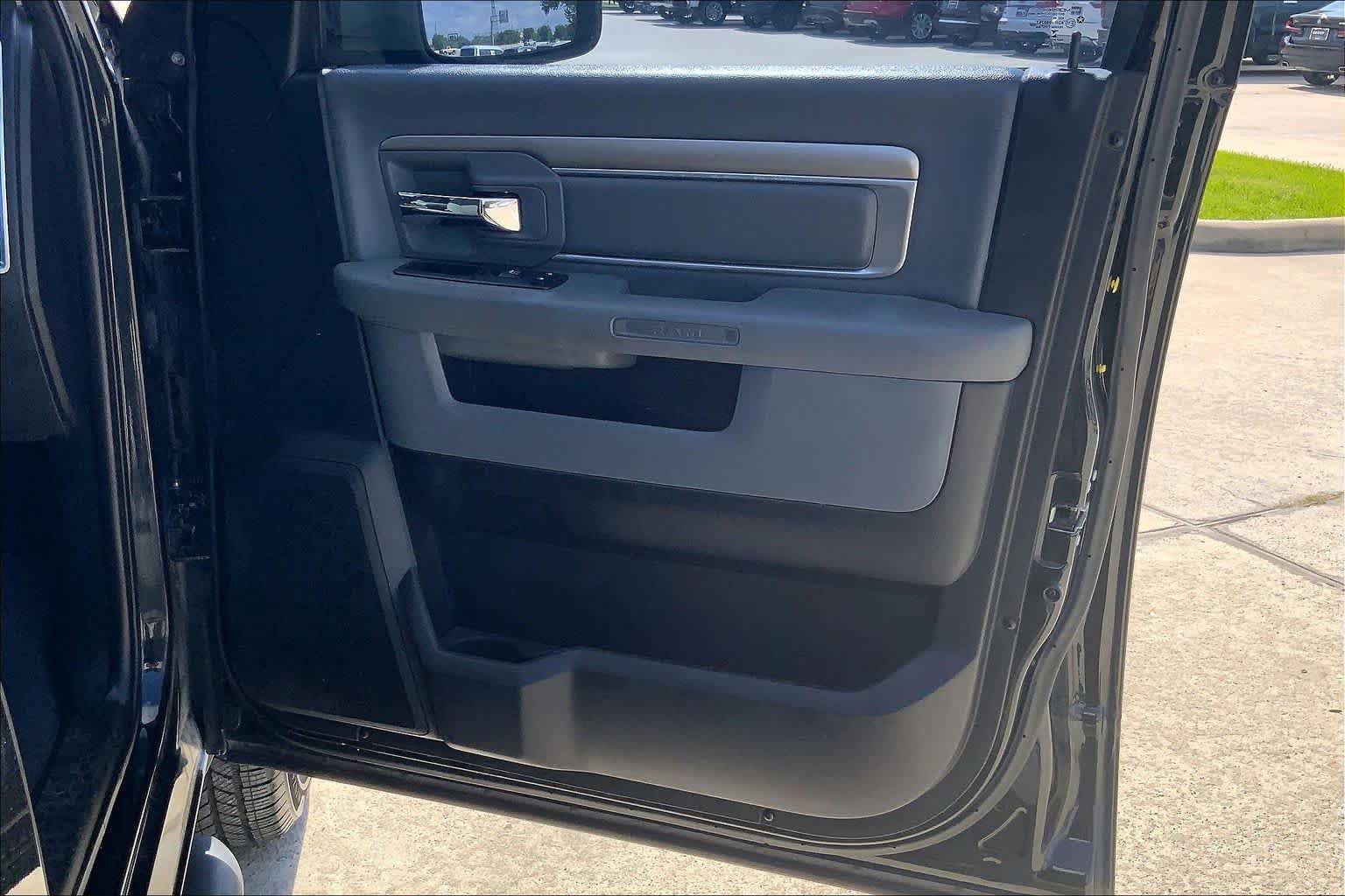 Used 2018 RAM 1500 Big Horn AWD/4WD image 22