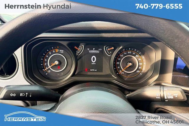 Used 2025 Jeep Gladiator Nighthawk image 16