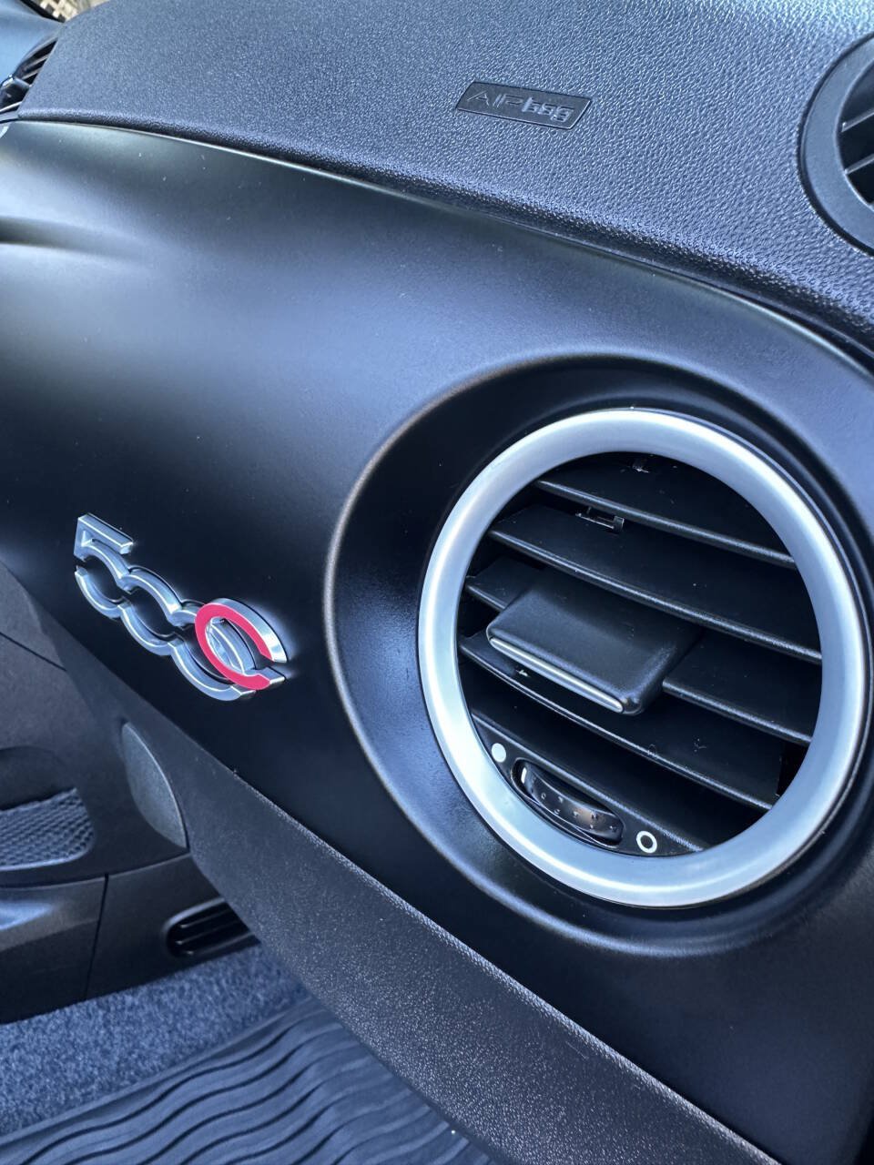 Used 2014 FIAT 500 GQ Edition w/ Comfort/Convenience Group FWD image 19