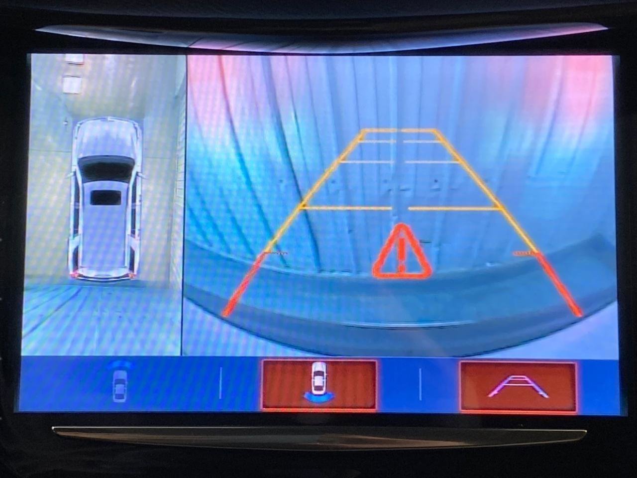 Used 2020 Cadillac Escalade Premium Luxury image 26