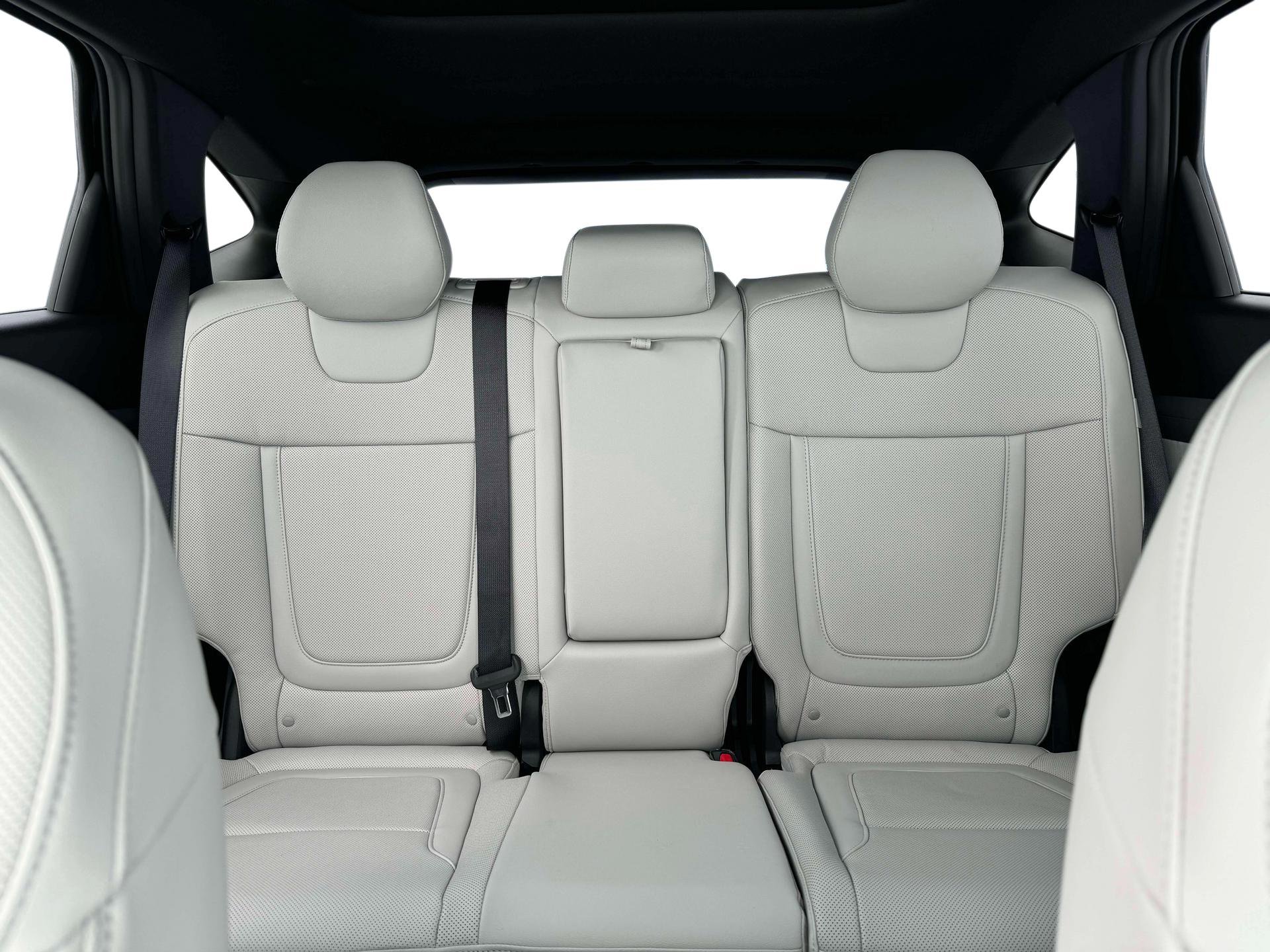 New 2025 Hyundai Tucson Limited image 16