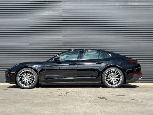 New 2026 Porsche Panamera 4 image 2