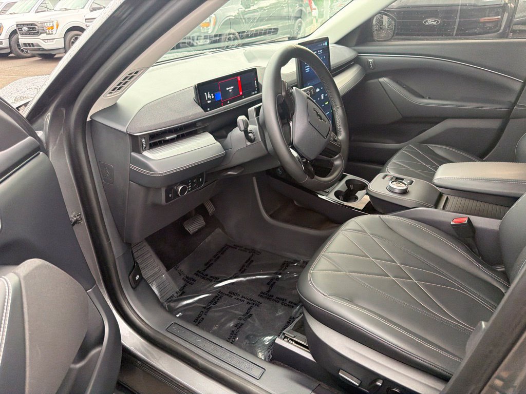 Used 2023 Ford Mustang Mach-E Select AWD/4WD image 11