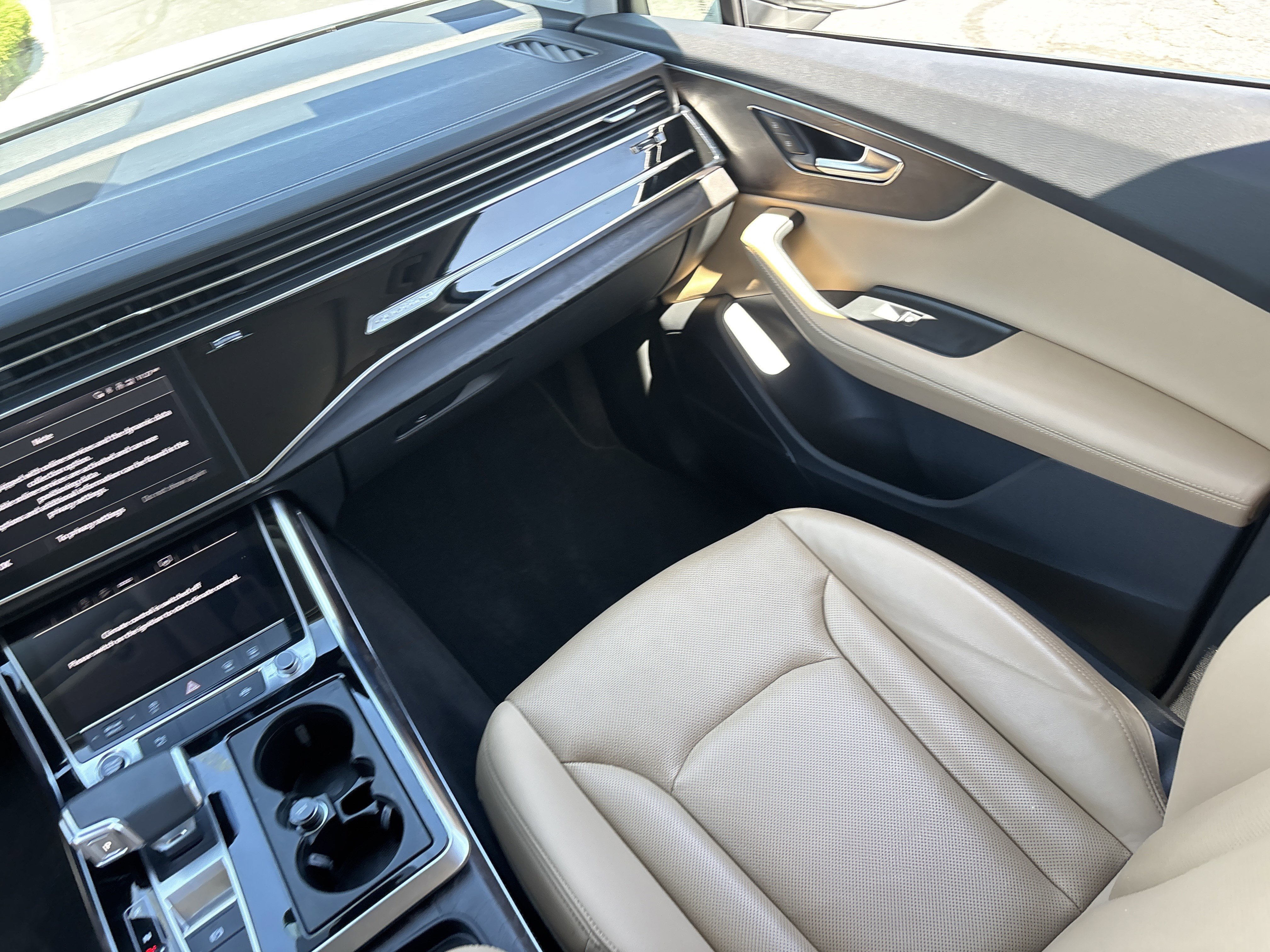 Used 2023 Audi Q7 Premium Plus w/ Premium Plus Package image 15