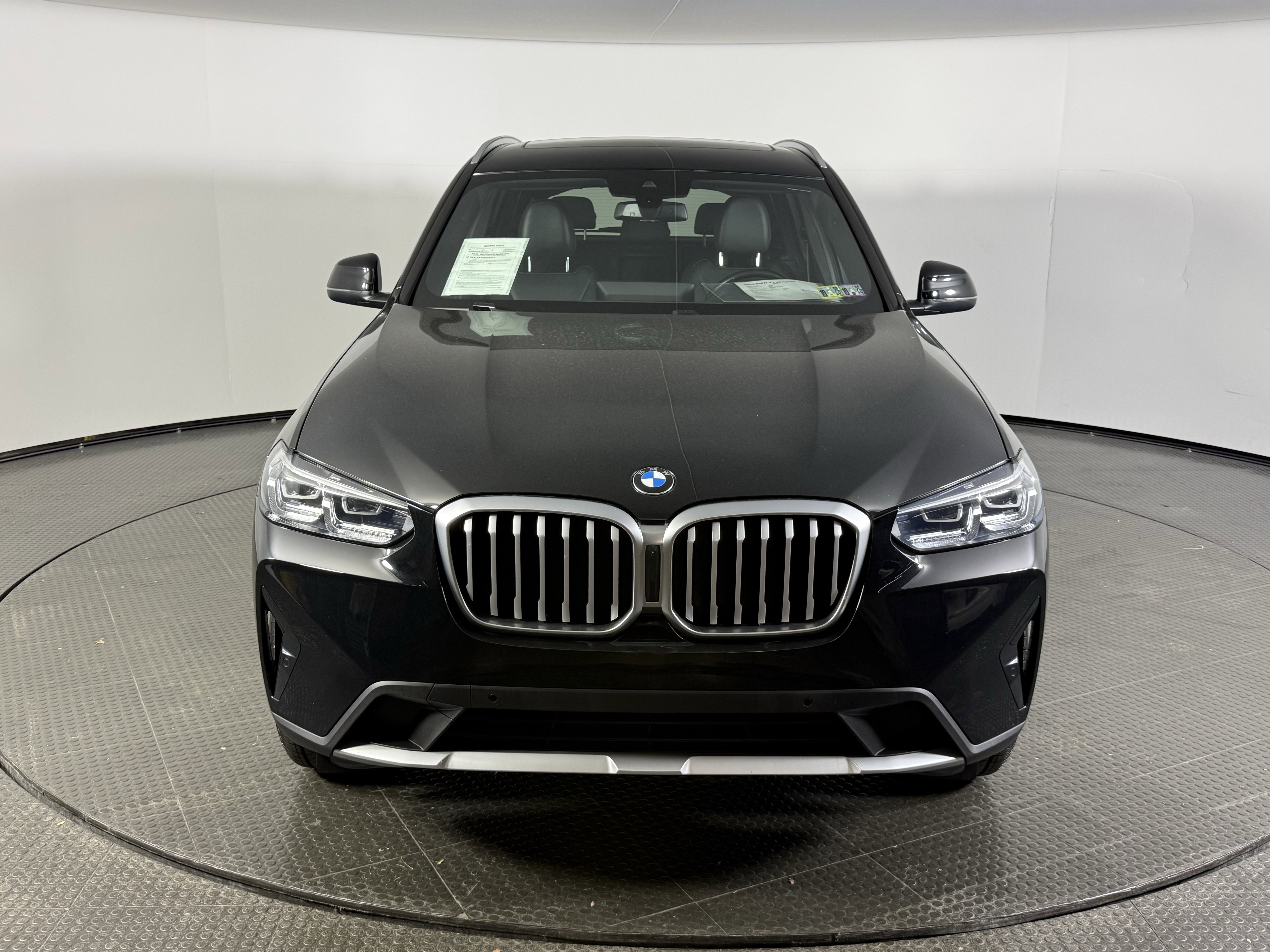 Used 2022 BMW X3 xDrive30i w/ Convenience Package image 2
