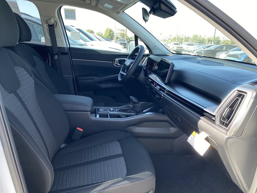 New 2026 Kia Sorento LX FWD image 25