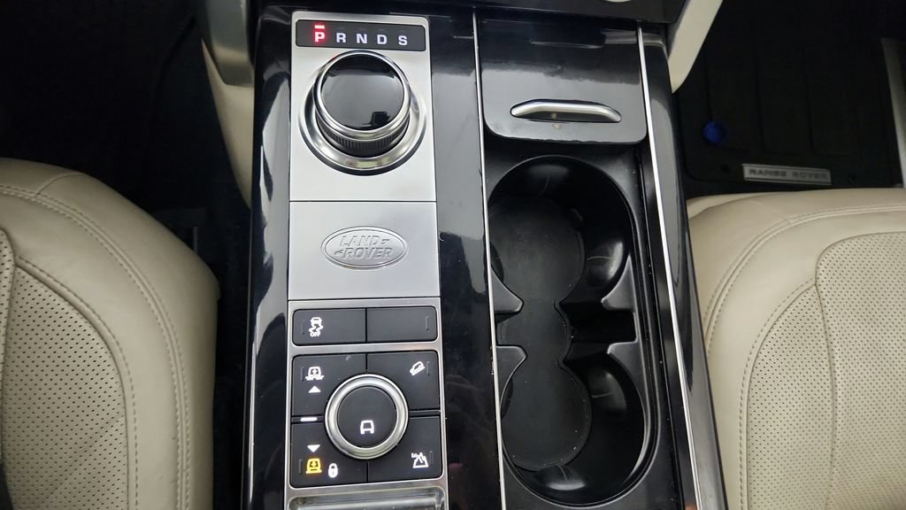 Used 2019 Land Rover Range Rover Supercharged AWD/4WD image 21