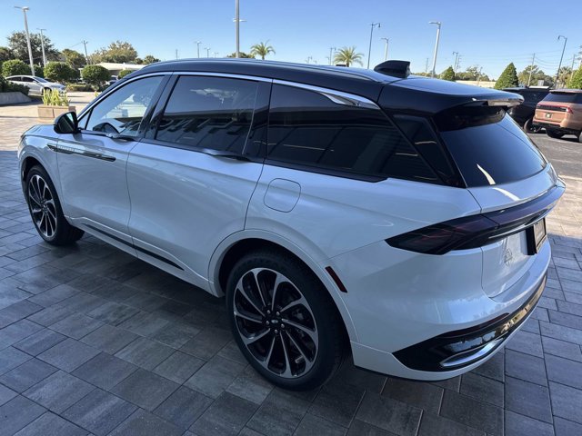 New 2026 Lincoln Nautilus Black Label image 4