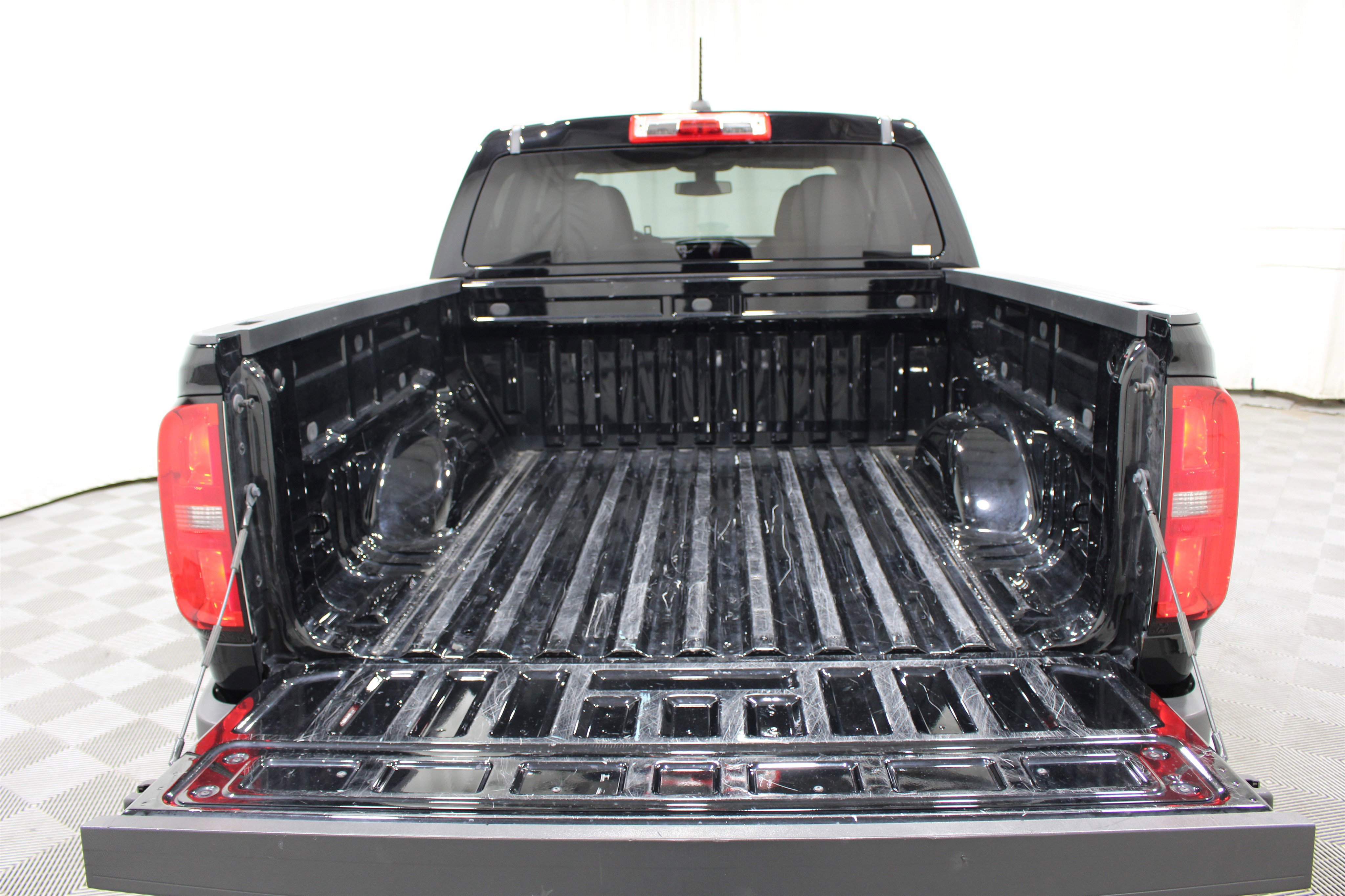 Used 2021 Chevrolet Colorado W/T image 19