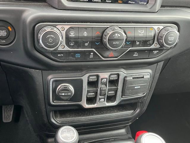 Used 2023 Jeep Wrangler Unlimited Sahara w/ Cold Weather Group AWD/4WD image 22
