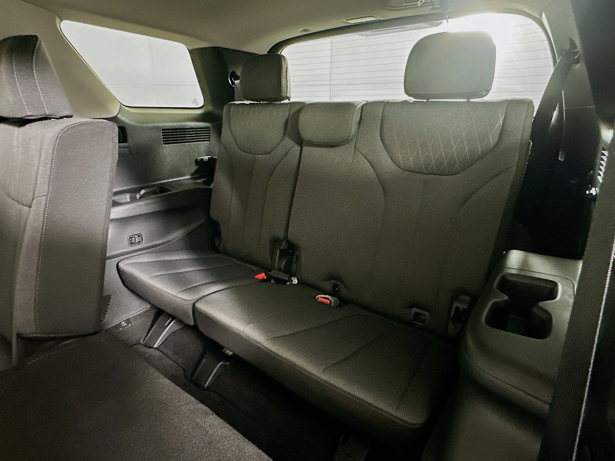 Used 2021 Hyundai Palisade SE w/ Cargo Package FWD image 27