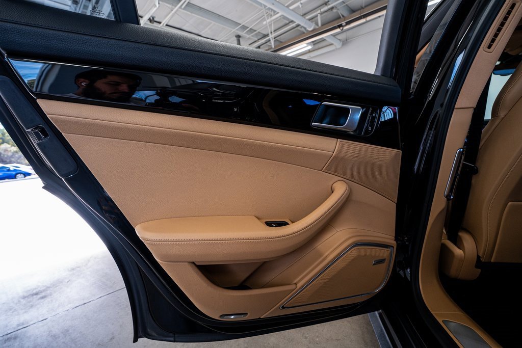 Used 2019 Porsche Panamera image 53