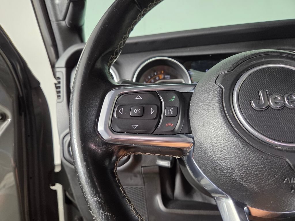 Used 2021 Jeep Gladiator Overland AWD/4WD image 18