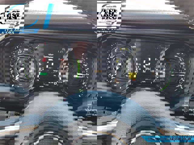 Used 2025 Jeep Wrangler Sahara image 16