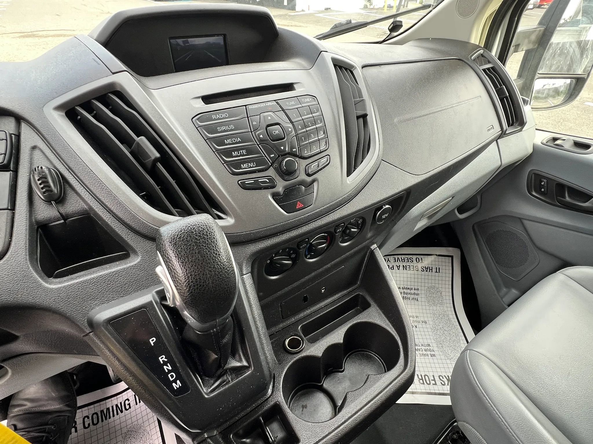Used 2015 Ford Transit 250 130 Low Roof w/ Exterior Upgrade Package RWD image 12