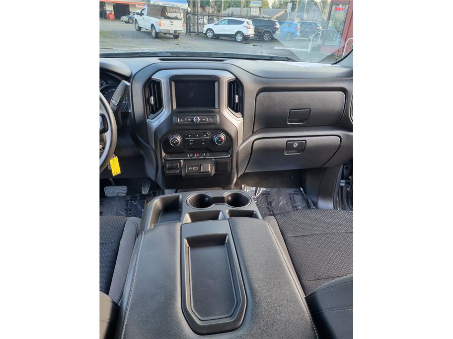 Used 2021 Chevrolet Silverado 1500 Custom AWD/4WD image 7