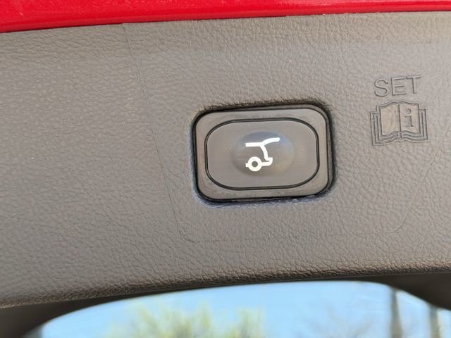 Used 2023 Ford Edge ST image 26