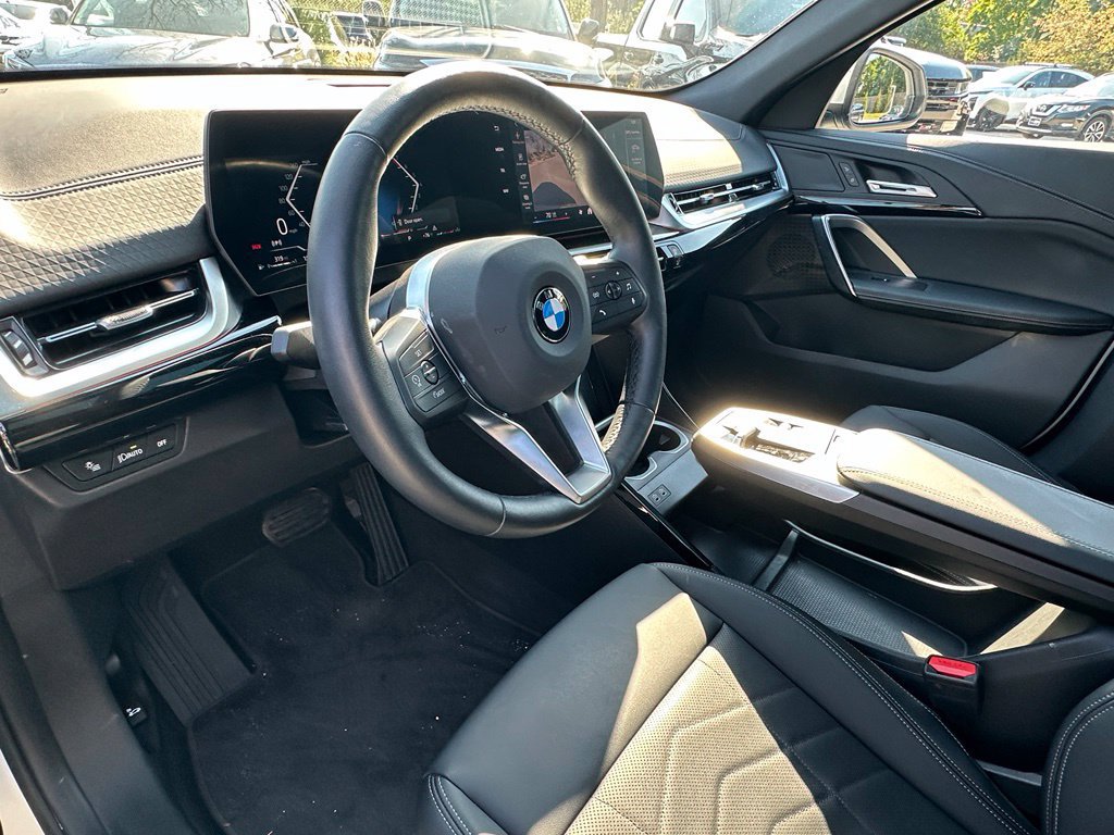 Used 2026 BMW X2 xDrive28i AWD/4WD image 27