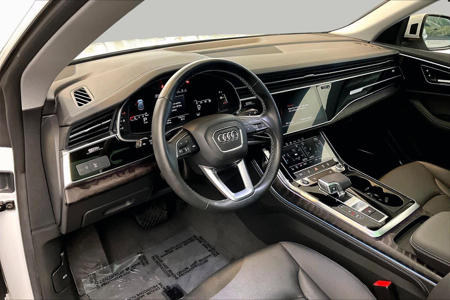 Used 2023 Audi Q8 Premium Plus AWD/4WD image 18