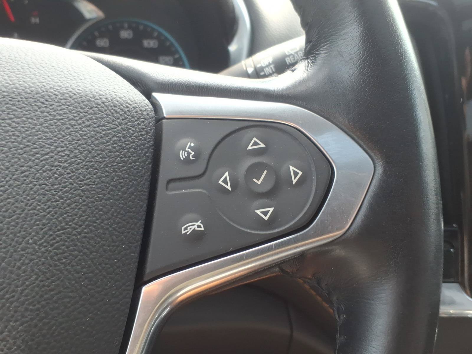 Used 2020 Chevrolet Traverse RS AWD/4WD image 19