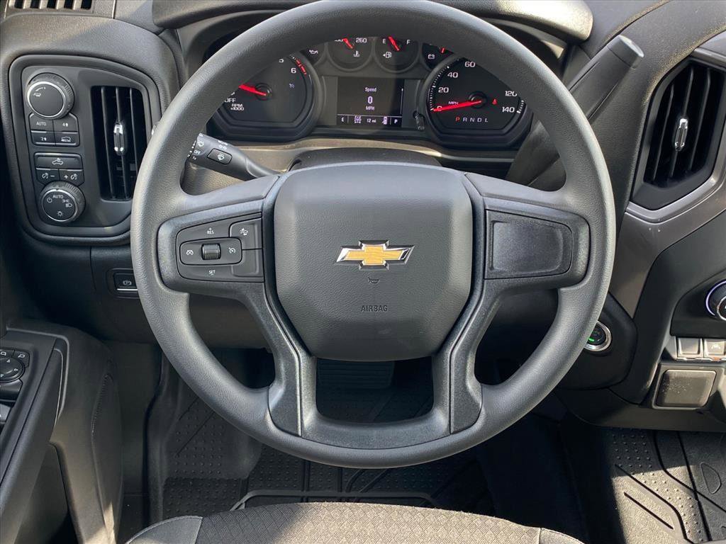 New 2026 Chevrolet Silverado 1500 Custom w/ Turbomax Blackout Package AWD/4WD image 7