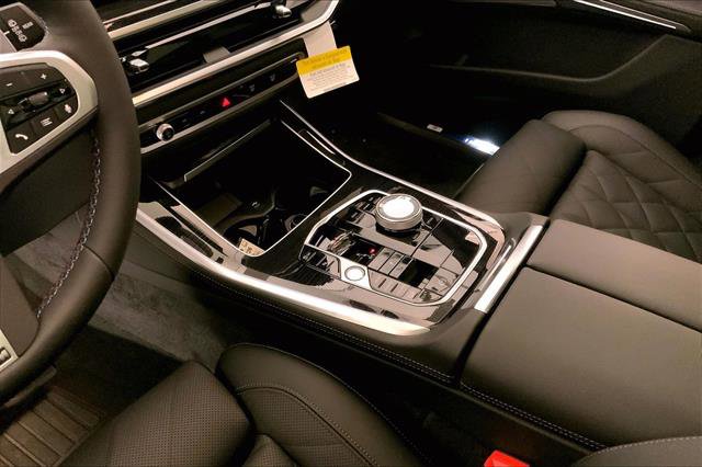 New 2026 BMW X5 M60i image 6