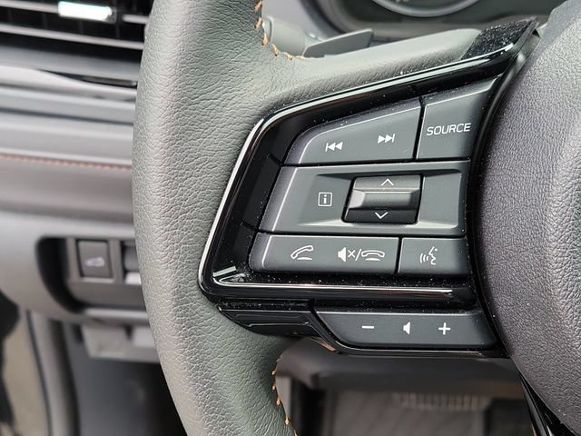 Used 2025 Subaru Forester Touring AWD/4WD image 11