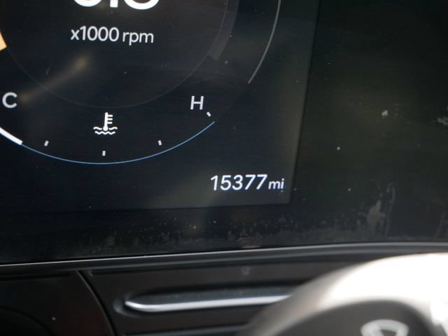 Used 2025 Hyundai Kona Limited AWD/4WD image 20