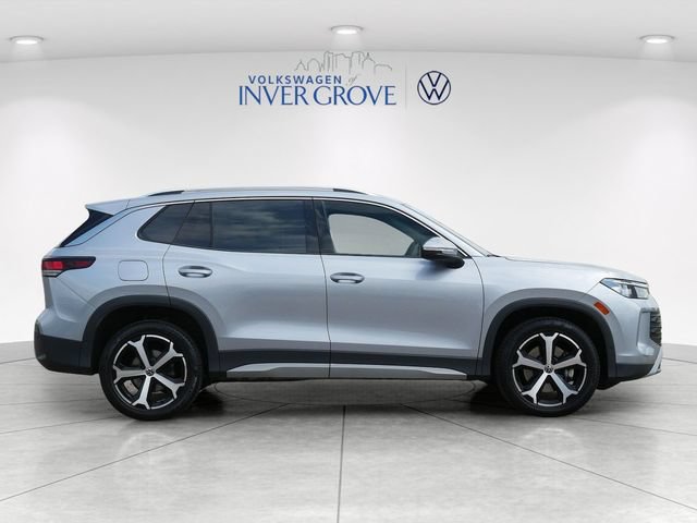 Certified 2025 Volkswagen Tiguan SE AWD/4WD image 8