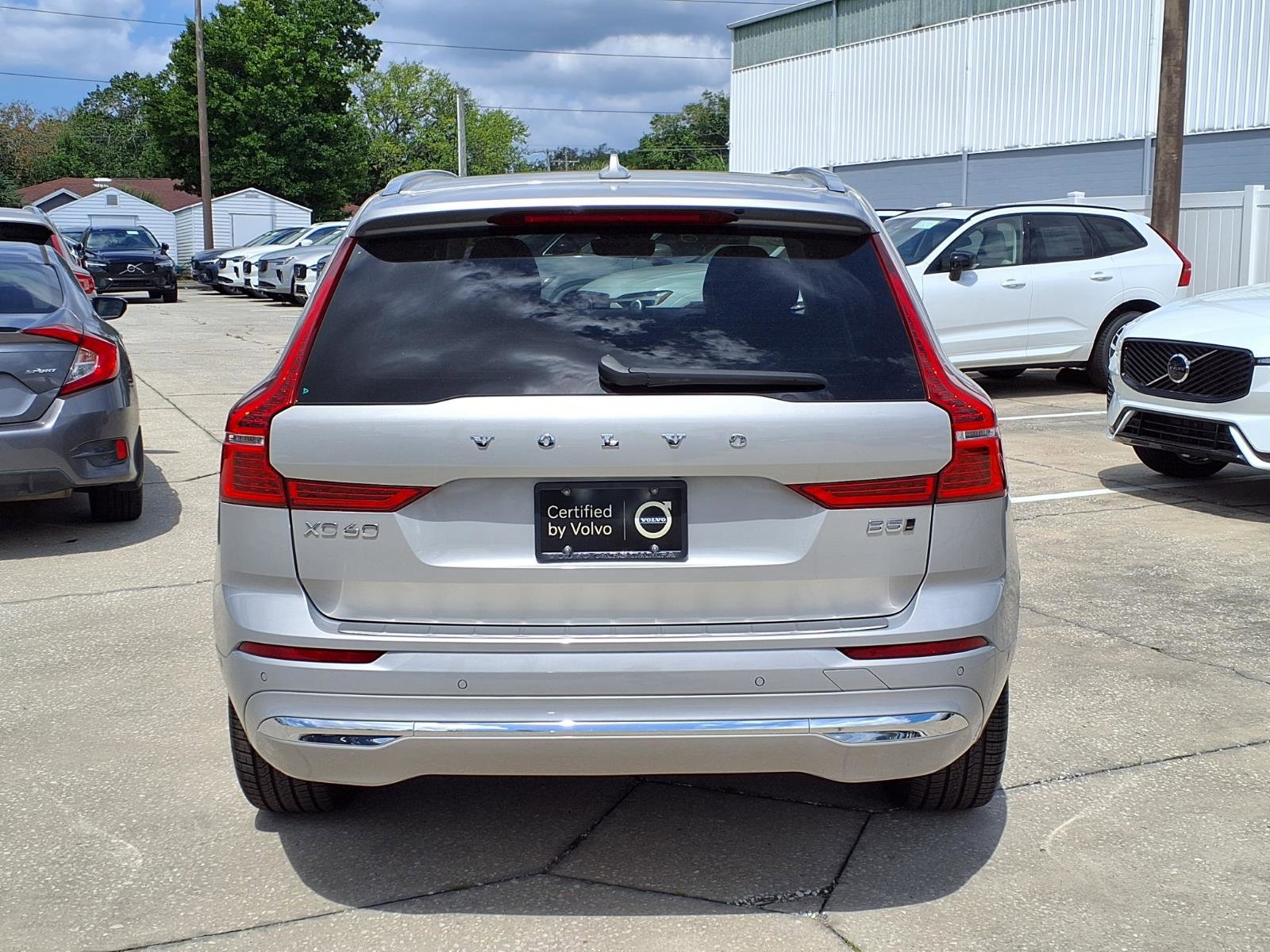 Certified 2023 Volvo XC60 B5 Ultimate image 6