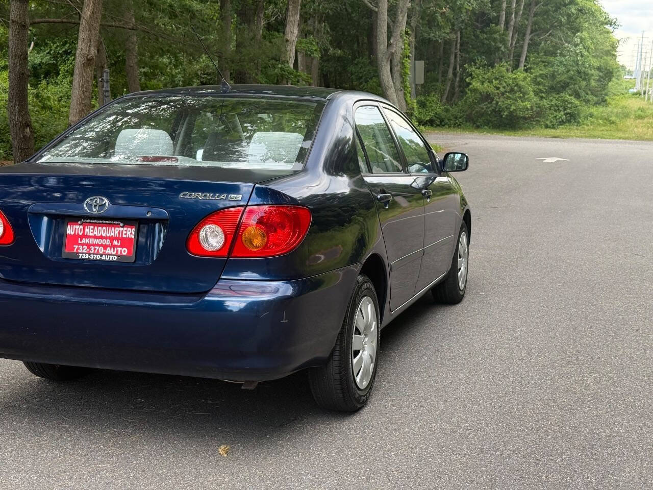 Used 2004 Toyota Corolla LE FWD image 6