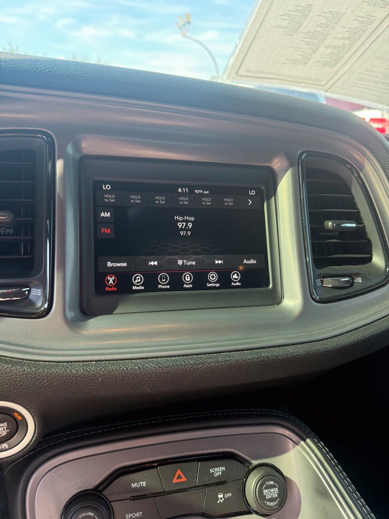 Used 2023 Dodge Challenger SXT RWD image 21