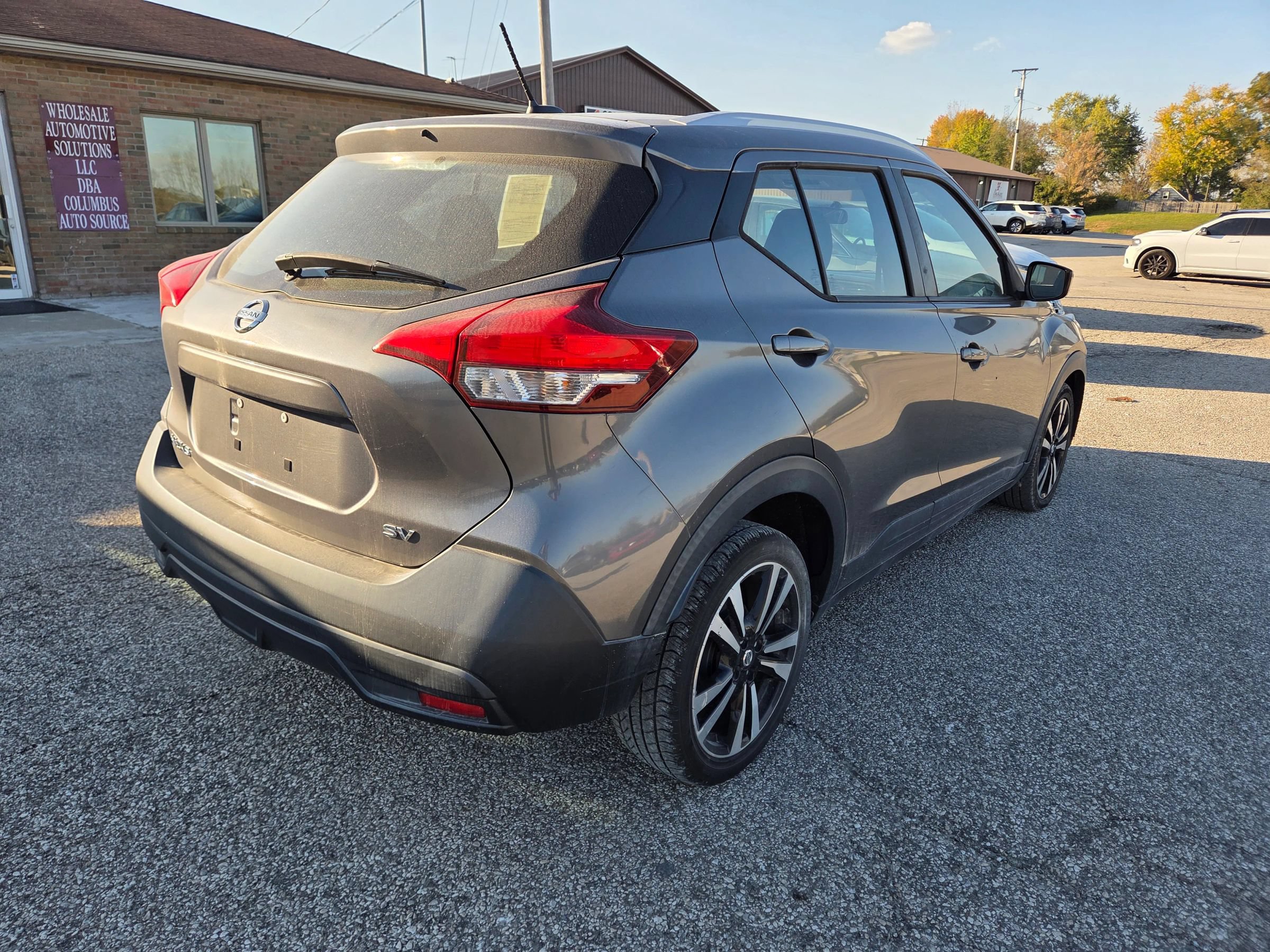 Used 2019 Nissan Kicks SV FWD image 5