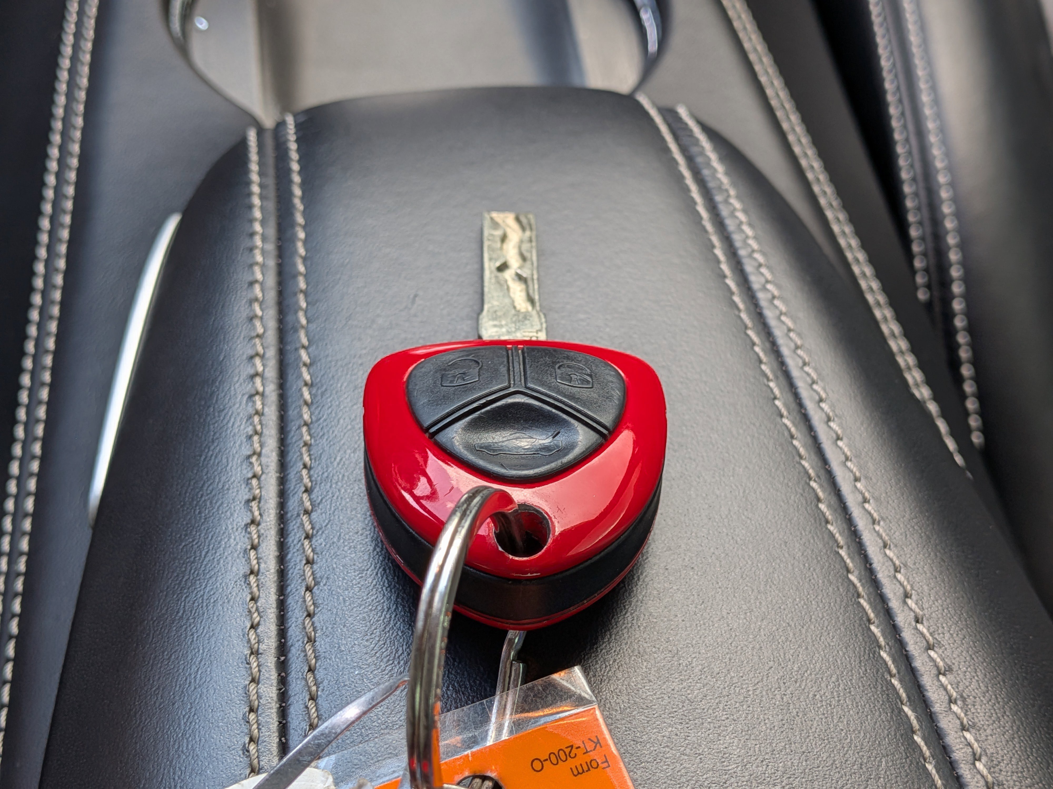 Used 2017 Ferrari California T image 31