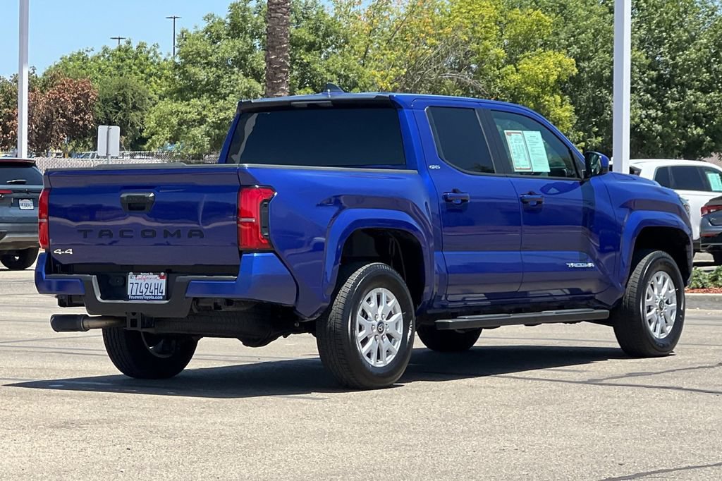 Certified 2025 Toyota Tacoma SR5 AWD/4WD image 5