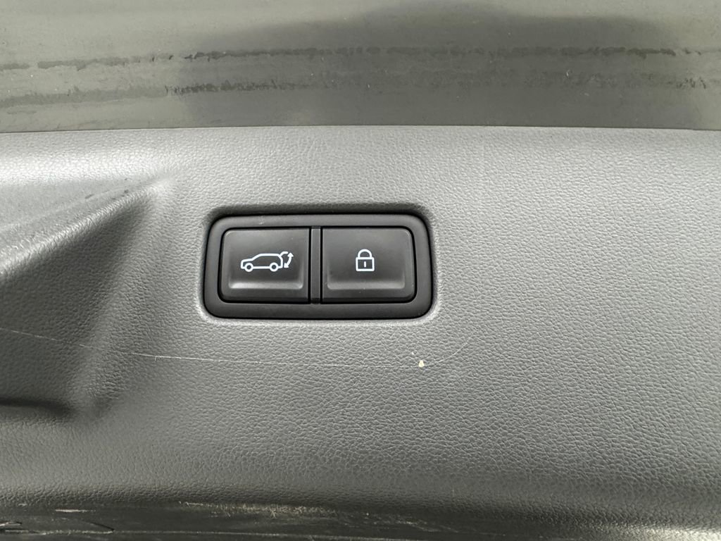 Used 2024 Hyundai Santa Fe Limited image 40