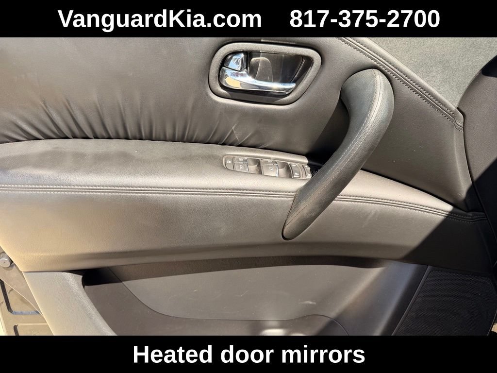 Used 2022 Nissan Armada SV w/ SV Appearance Package RWD image 16